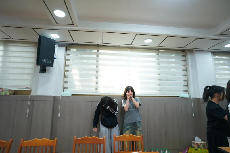 중고등부의 섬김-40